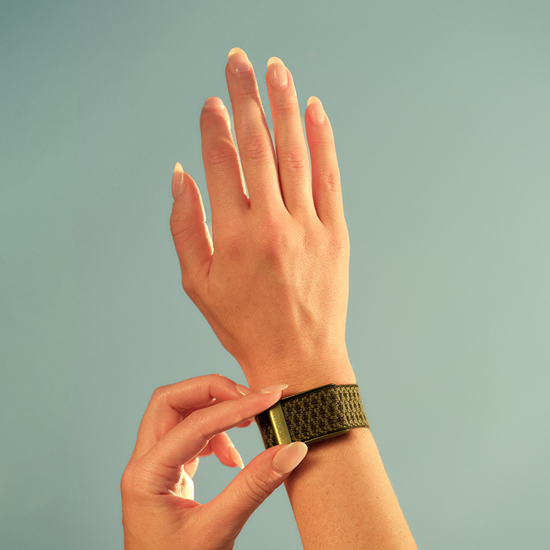 CloudKnit Haven Band – سوار فاخر لجهاز WHOOP® 4.0 بتصميم أنيق وملمس الكشمير المريح، مثالي للنشاطات اليومية. اطلبه الآن من Strapco.qa."