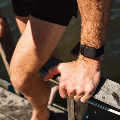 Whoop HYDROKNIT BAND NIGHT SWIM - Stylish and Functional Fitness Band in Black